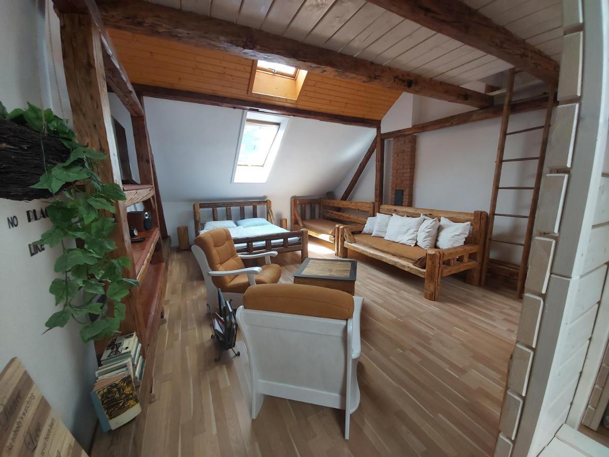 Apartman Sarah Noemi, 100 M Skibus Jasna Lägenhet Liptovský Mikuláš Exteriör bild